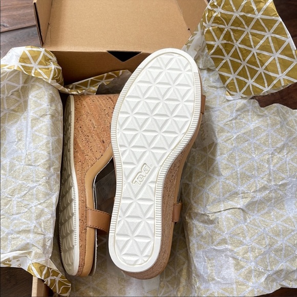 NIB Teva Women's Arrabelle Universal Wedge Sandal Tan Size 7 - Picture 4 of 16